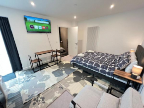 Lux New Studio Apartment Exel London